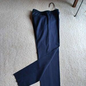 NEW W/Tags-HUGO BOSS Menswear Trousers - Slim Fit With A Straight Leg. 34 Regula